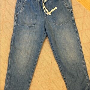 GAP Relaxed Fit Denim Jeans - Light Blue